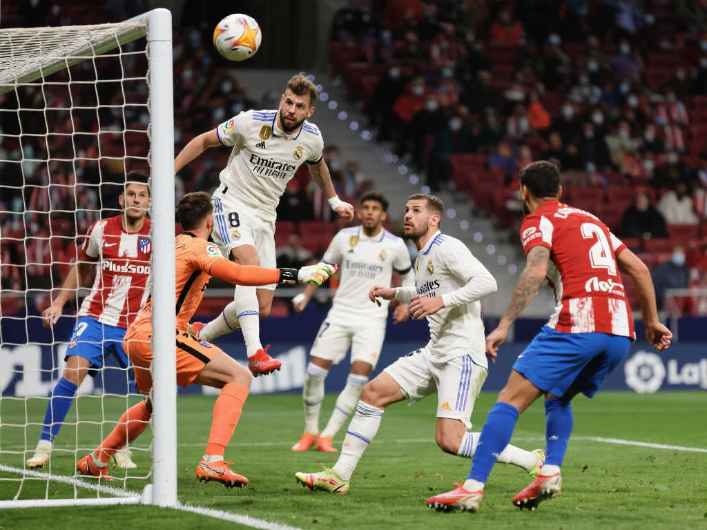 逼平对手 逼平对手