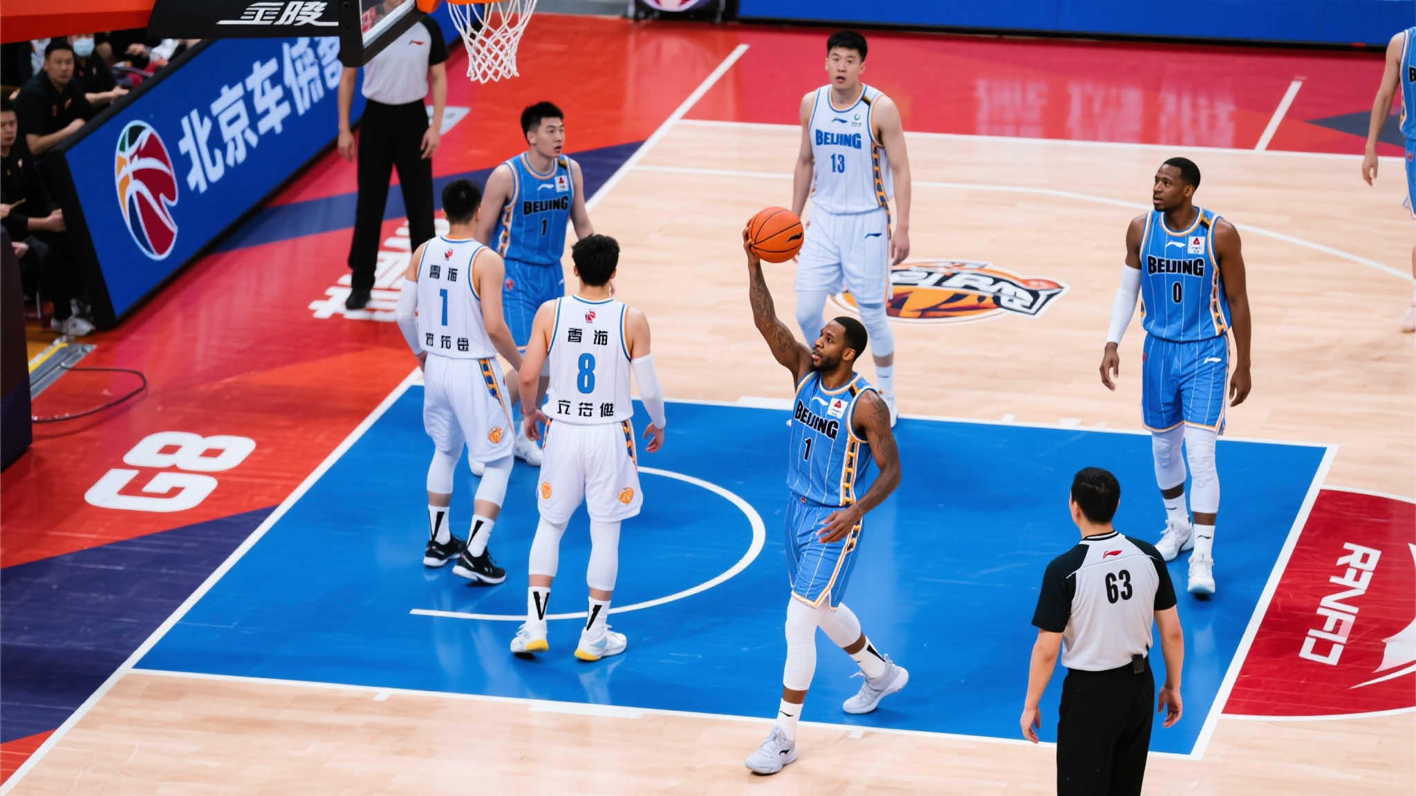 球員同時擁 球員同時擁